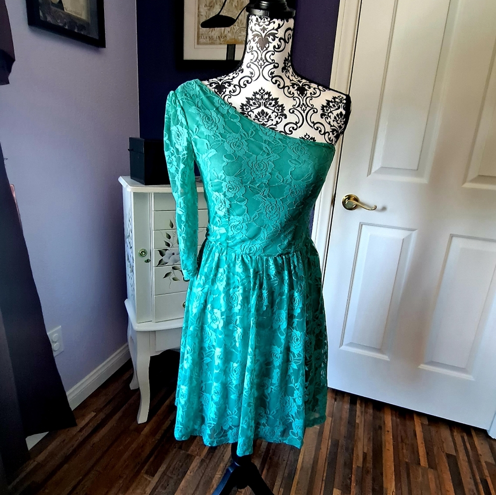 Lace Dress One Shoulder